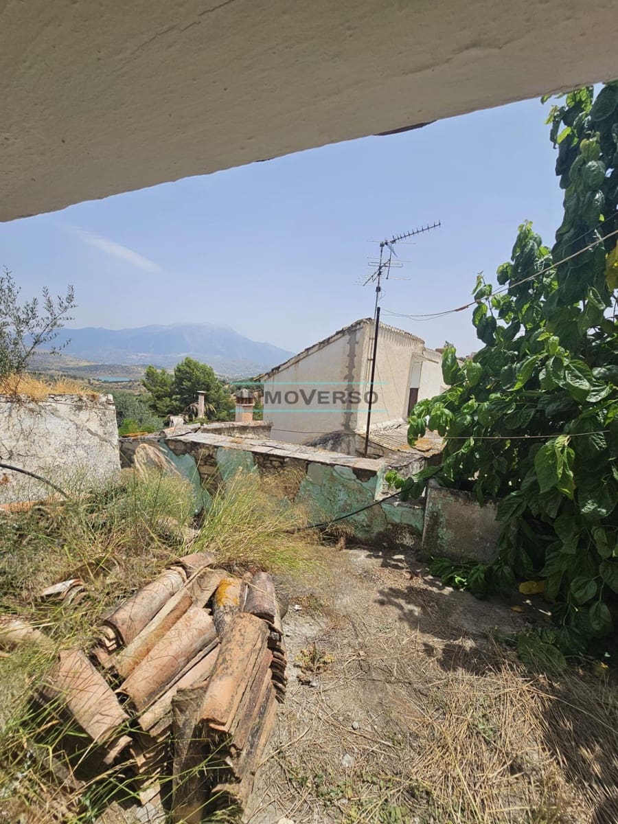 Ruin til salg i Vinuela - € 93.000 (Ref: 9060990)