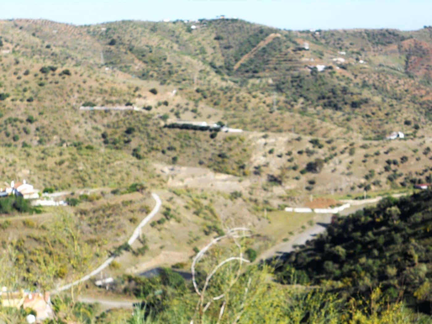 Grunde uden byggetilladelser til salg i Moclinejo - € 168.000 (Ref: 9106449)