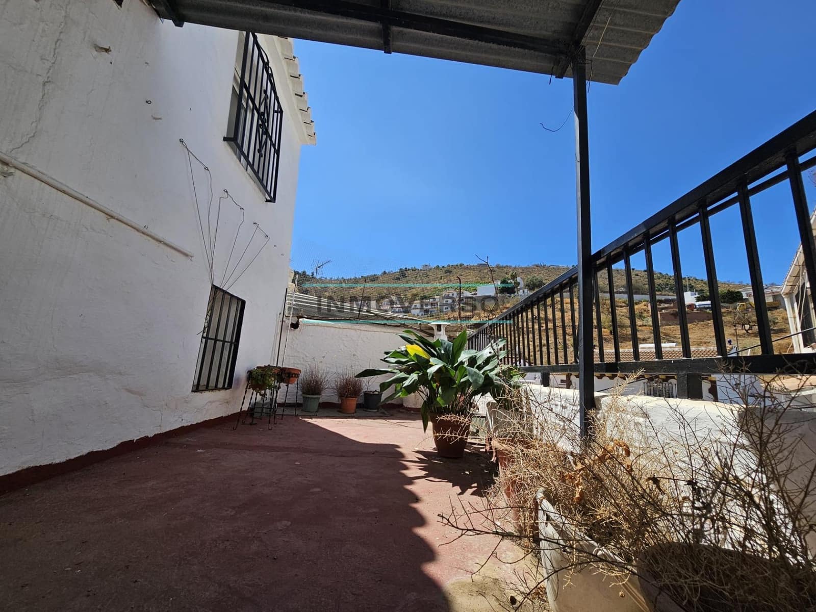 2 bedroom Townhouse for sale in Iznate - € 66,000 (Ref: 9230864)