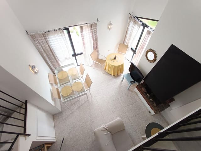 2 soveværelse Lejlighed til leje i Bahía Dorada, Estepona med swimmingpool - € 1.100 (Ref: 9262519)