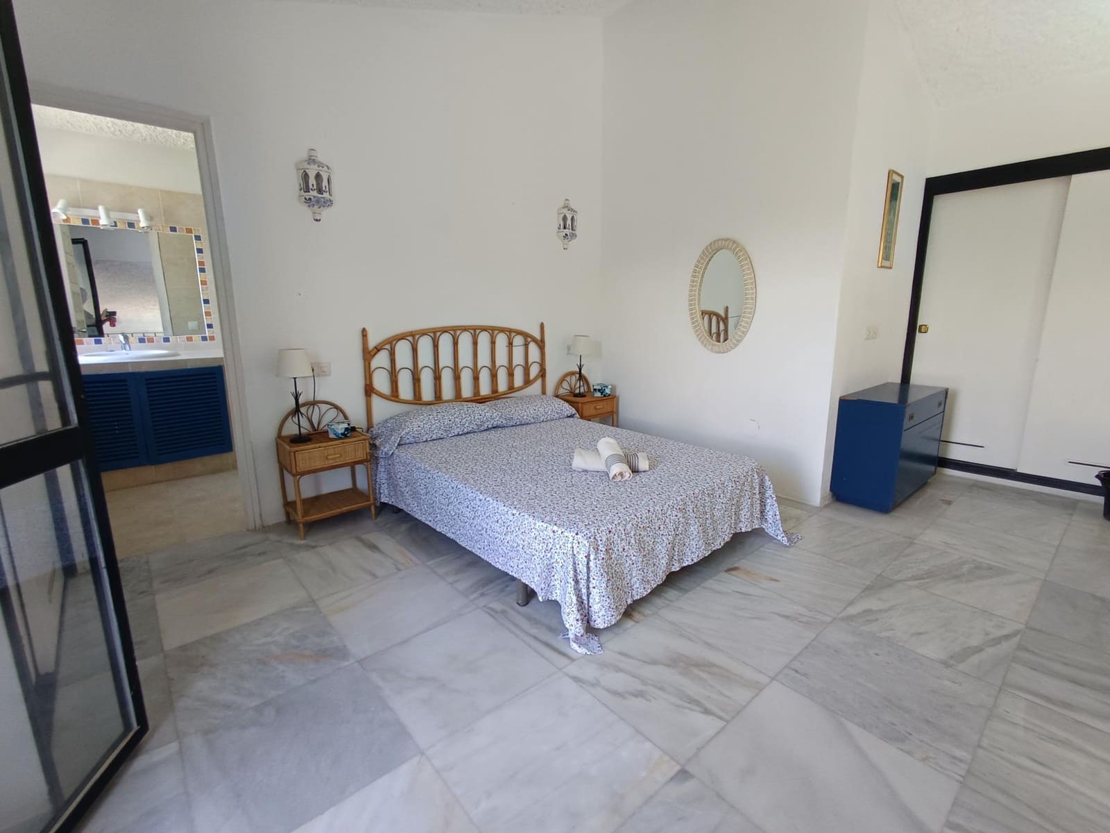 2 soverom Leilighet til leie i Bahia Dorada med svømmebasseng - € 1 100 (Ref: 9262519)