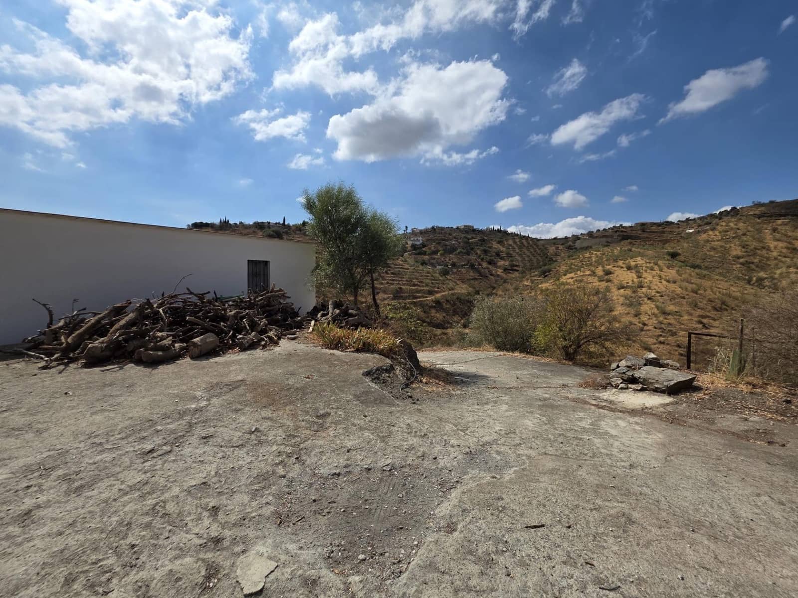 Finca/Landehus til salg i Vinuela - € 420.000 (Ref: 9301001)