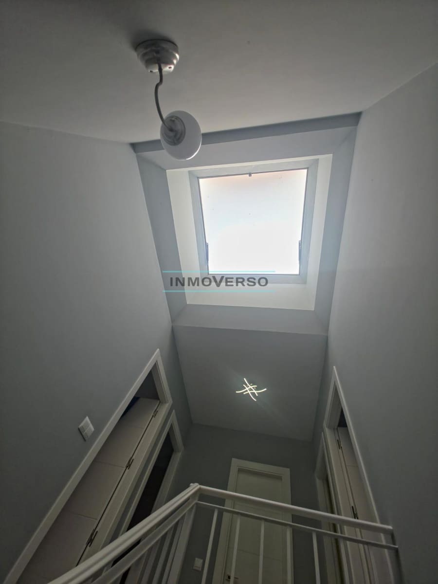 Adosado de 4 habitaciones en Vélez-Málaga en venta con piscina - 335.000 € (Ref: 9310843)