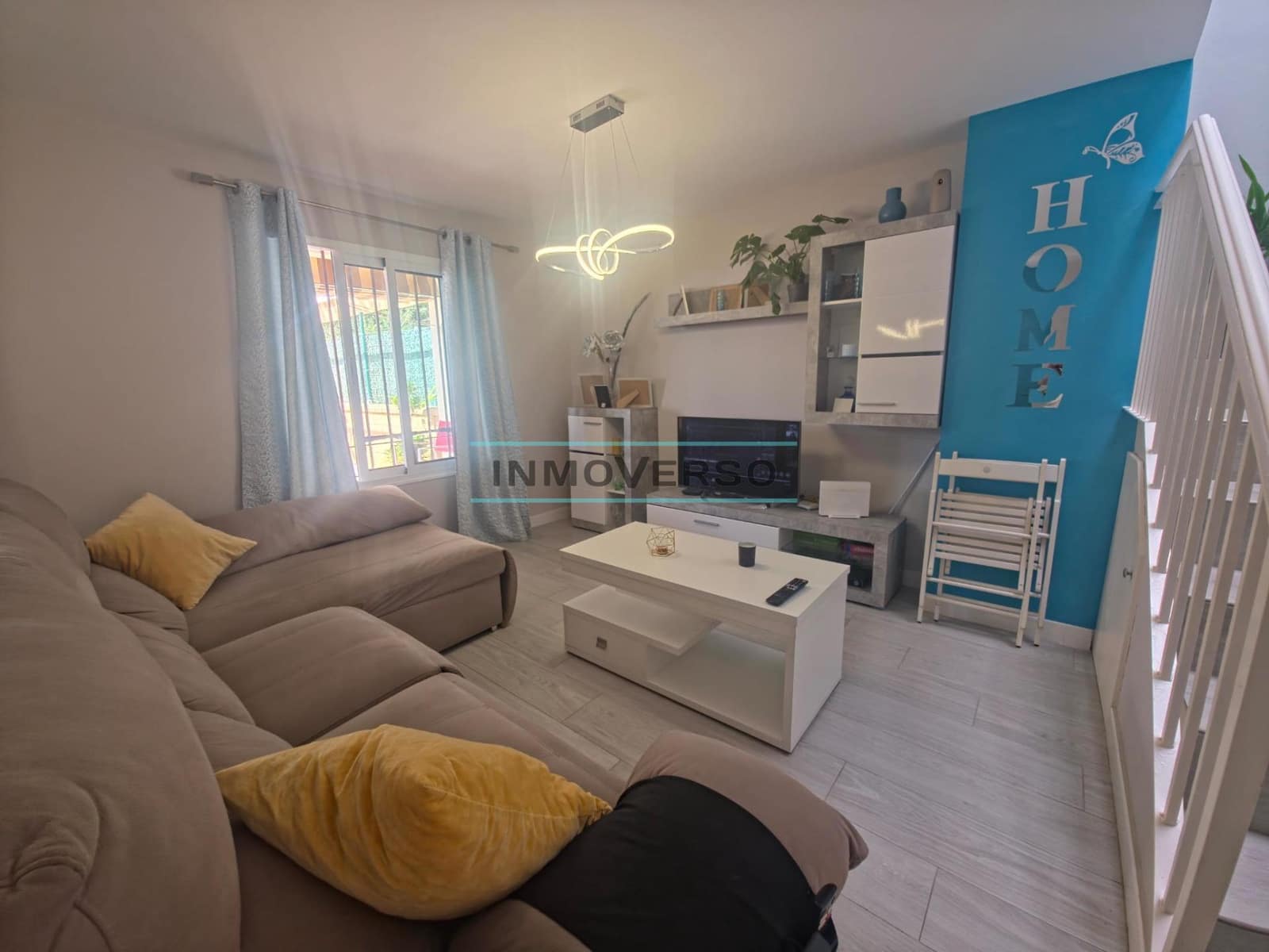 Adosado de 4 habitaciones en Vélez-Málaga en venta con piscina - 335.000 € (Ref: 9310843)