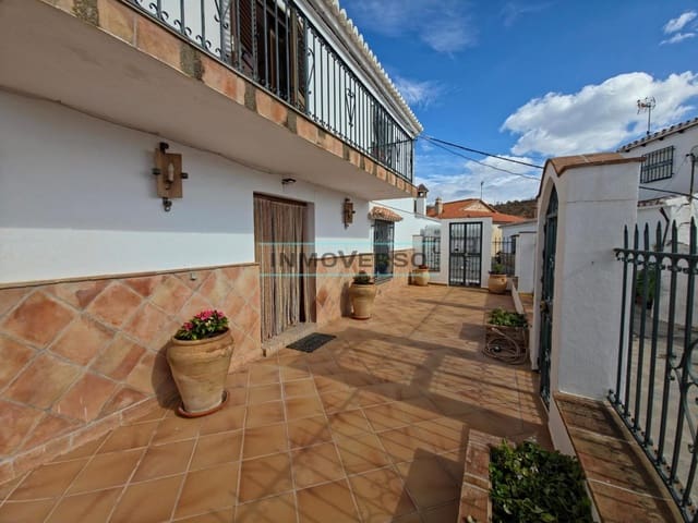 6 sypialnia Willa na sprzedaż w Benaque, Macharaviaya z garażem - 394 000 € (Ref: 9359532)