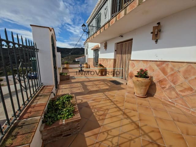 6 sypialnia Willa na sprzedaż w Benaque, Macharaviaya z garażem - 394 000 € (Ref: 9359532)