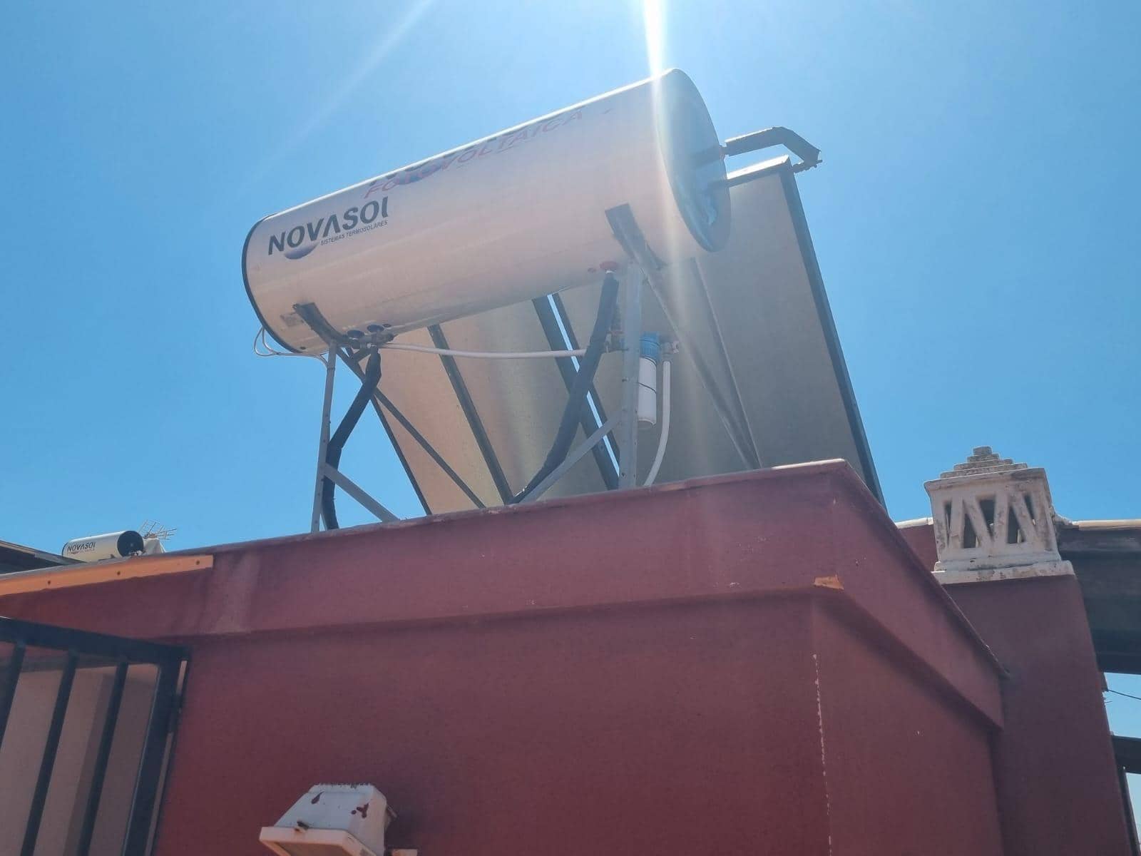 4 makuuhuone Rivitalo myytävänä paikassa Chilches mukana uima-altaan 
autotalli - 395 000 € (Ref: 9385554)