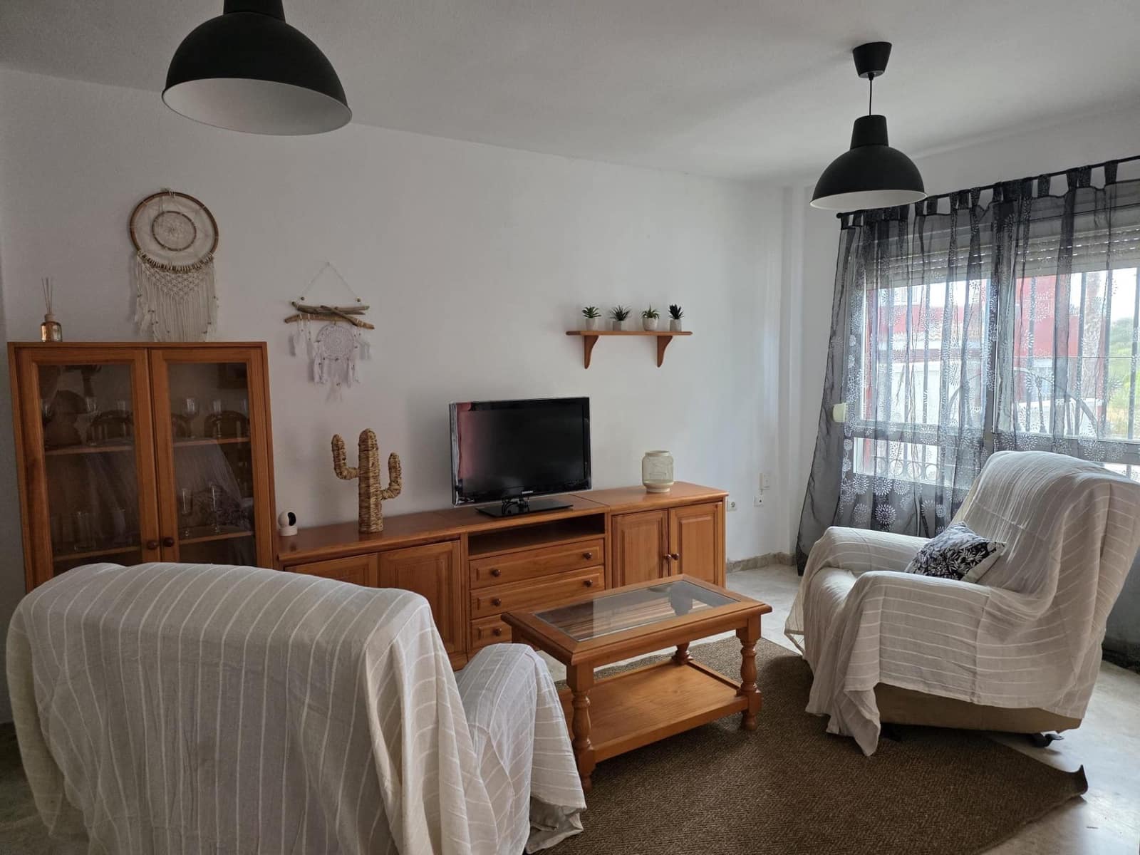 4 makuuhuone Rivitalo myytävänä paikassa Chilches mukana uima-altaan 
autotalli - 395 000 € (Ref: 9385554)