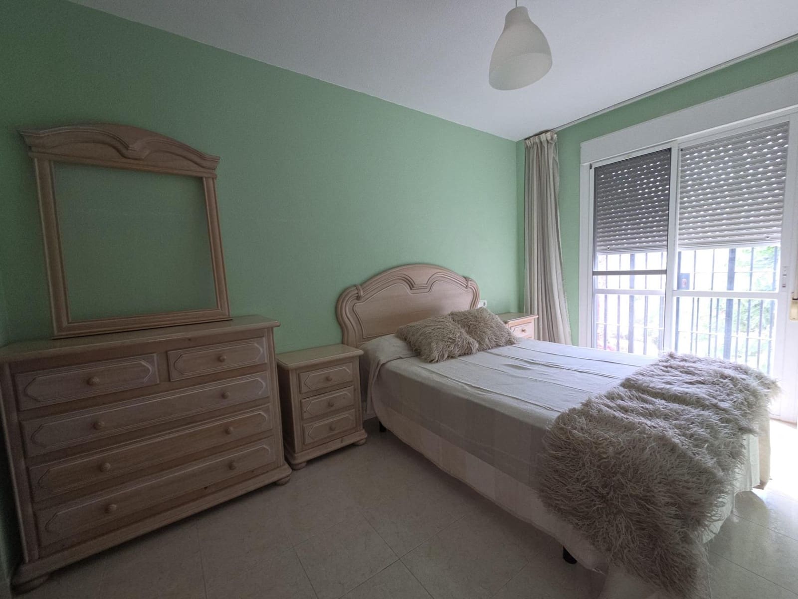 4 makuuhuone Rivitalo myytävänä paikassa Chilches mukana uima-altaan 
autotalli - 395 000 € (Ref: 9385554)