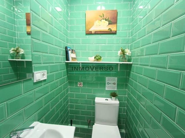 3 soveværelse Lejlighed til salg i Málaga by - € 295.000 (Ref: 9410935)