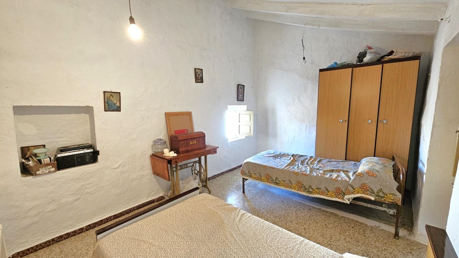 2 makuuhuone Omakotitalo myytävänä paikassa Benamargosa - 85 000 € (Ref: 9422374)