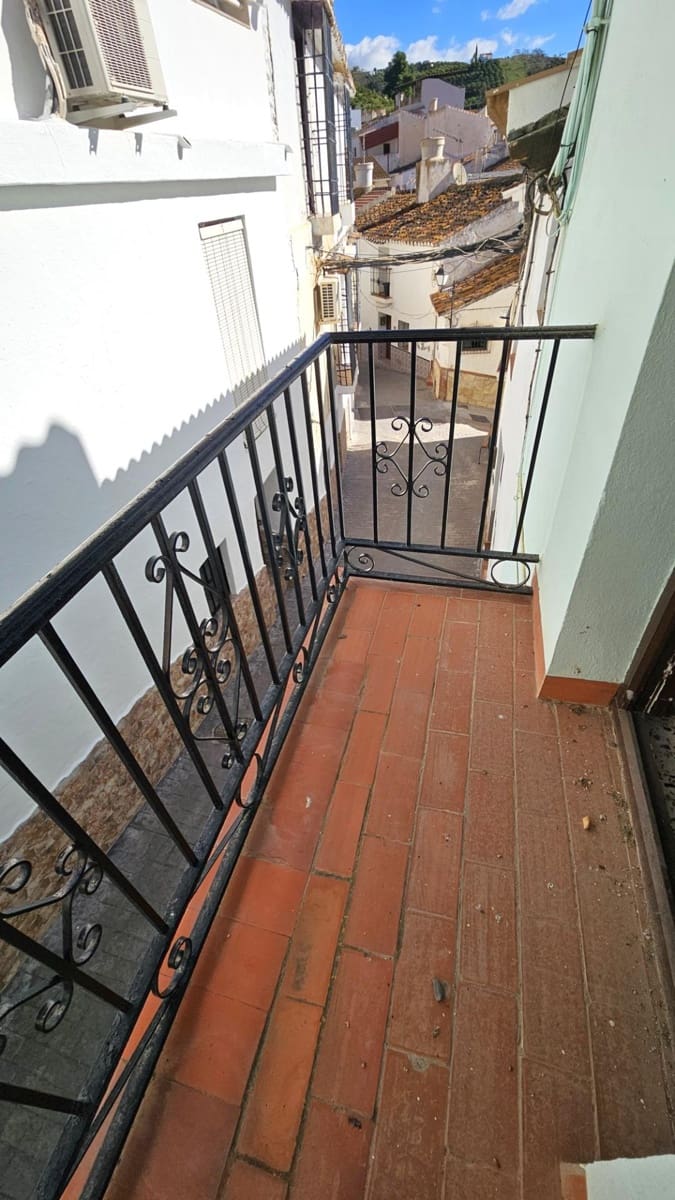 5 bedroom Townhouse for sale in Benamargosa - € 110,000 (Ref: 9427142)