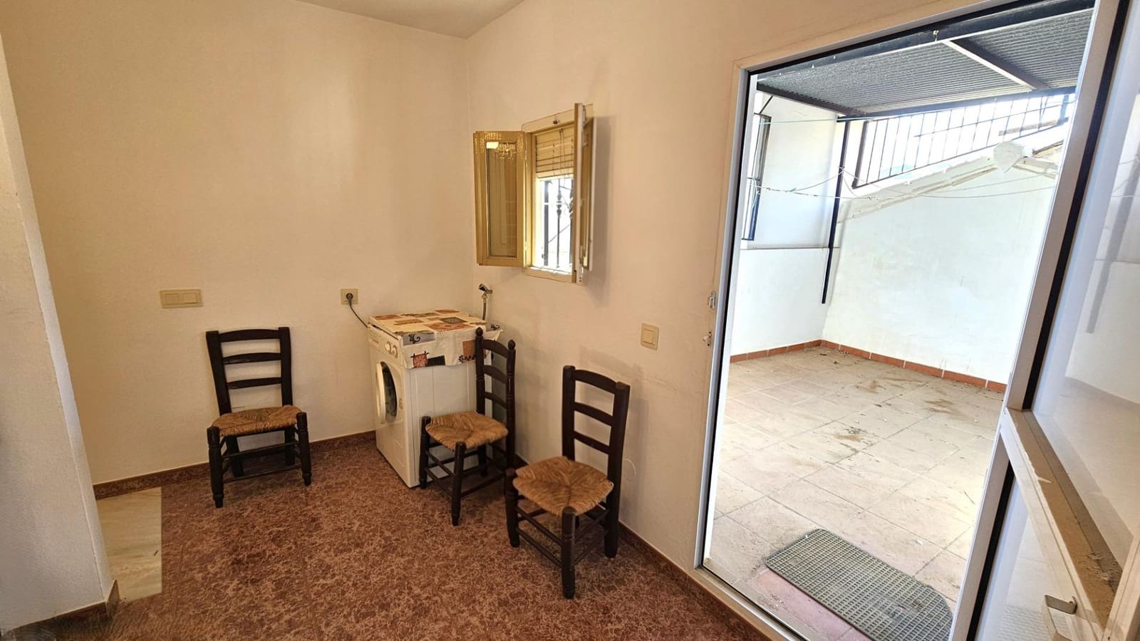 5 bedroom Townhouse for sale in Benamargosa - € 110,000 (Ref: 9427142)