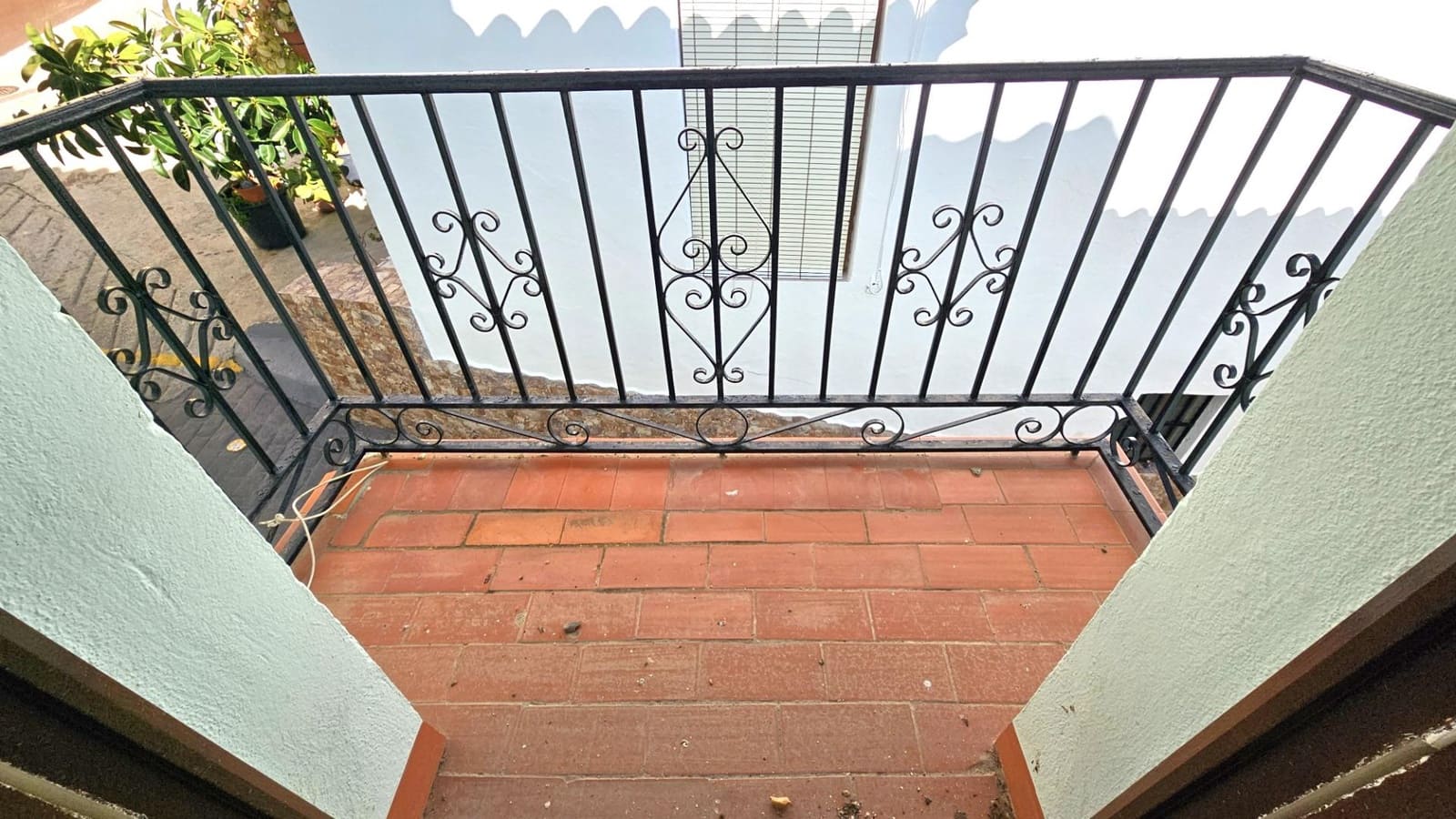 5 bedroom Townhouse for sale in Benamargosa - € 110,000 (Ref: 9427142)