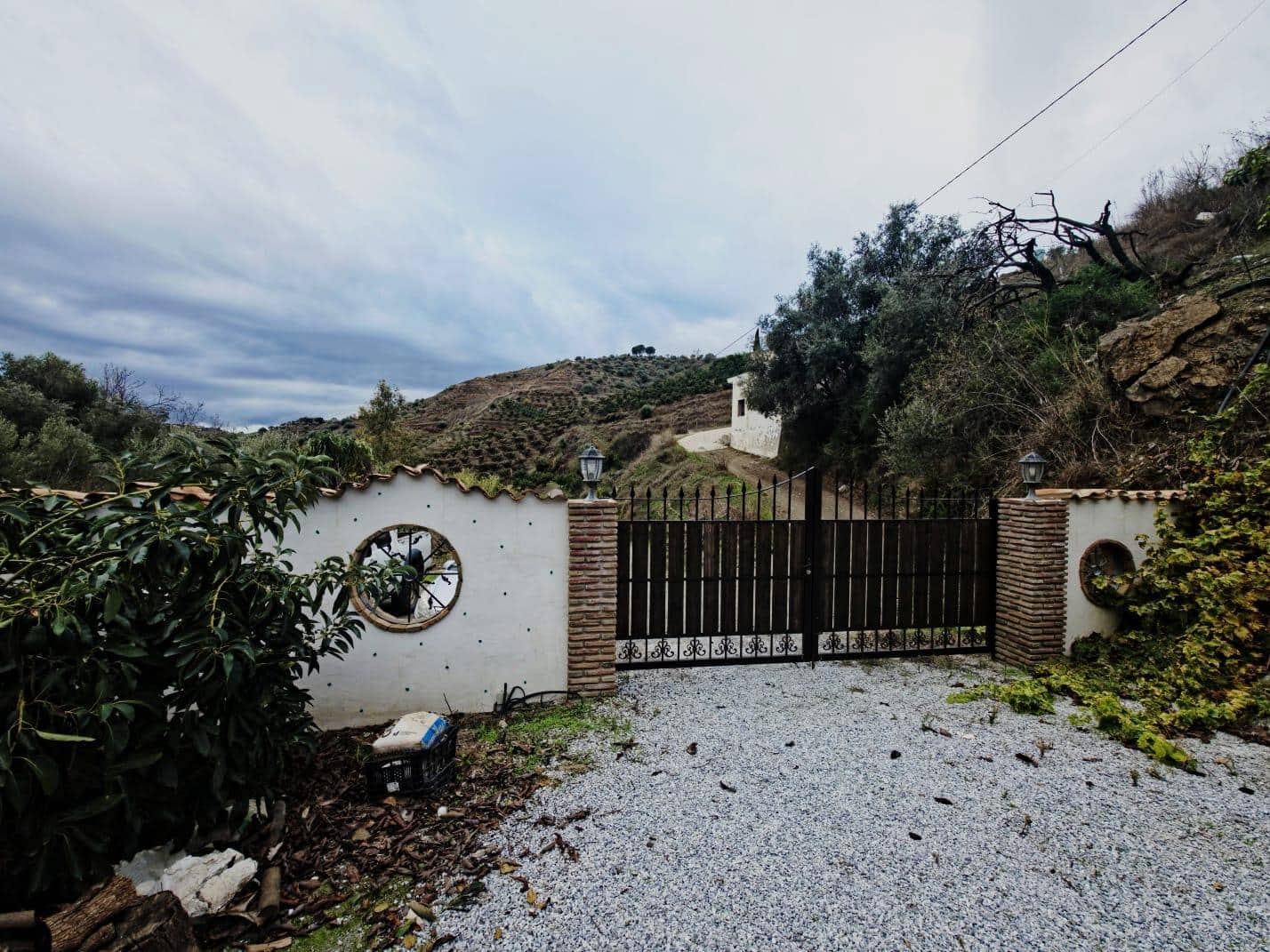 2 sypialnia Finka/Dom wiejski na sprzedaż w Sayalonga - 210 000 € (Ref: 9471200)