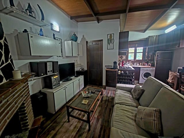 2 sypialnia Finka/Dom wiejski na sprzedaż w Sayalonga - 210 000 € (Ref: 9471200)