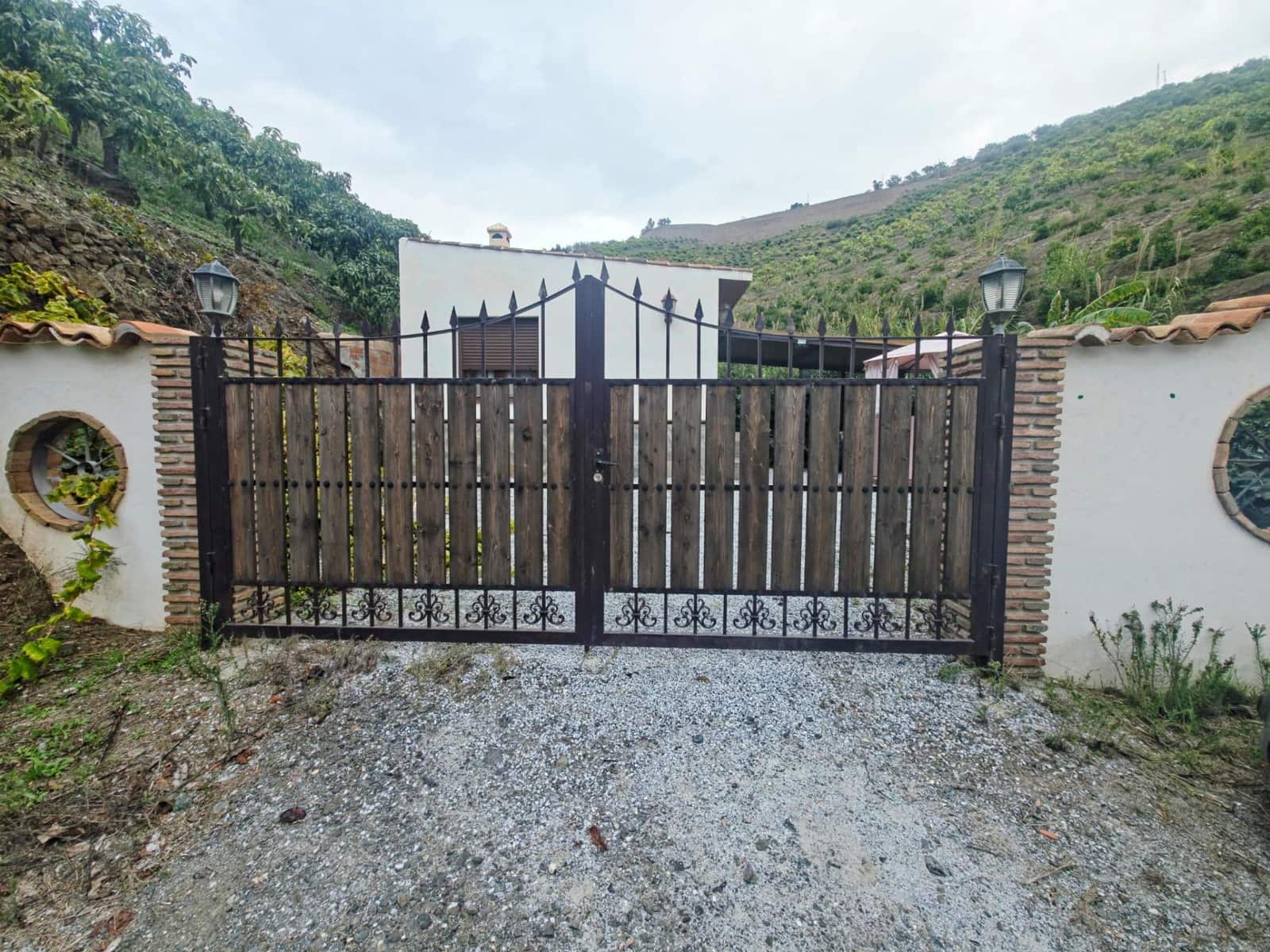 2 sypialnia Finka/Dom wiejski na sprzedaż w Sayalonga - 210 000 € (Ref: 9471200)