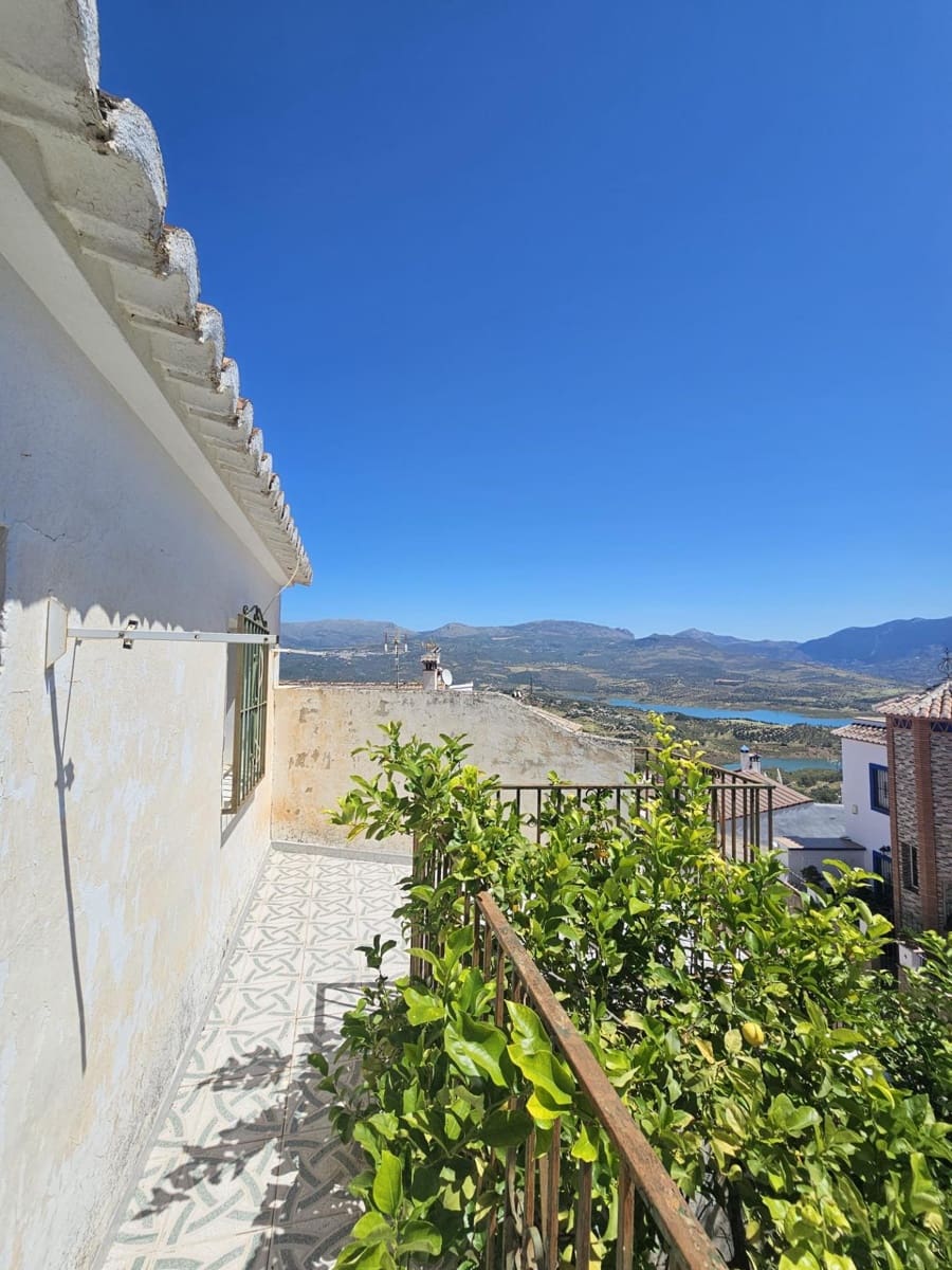 6 bedroom Townhouse for sale in Los Romanes - € 180,000 (Ref: 9494564)