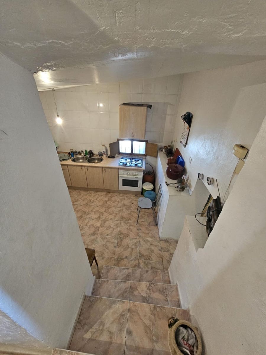 6 bedroom Townhouse for sale in Los Romanes - € 180,000 (Ref: 9494564)