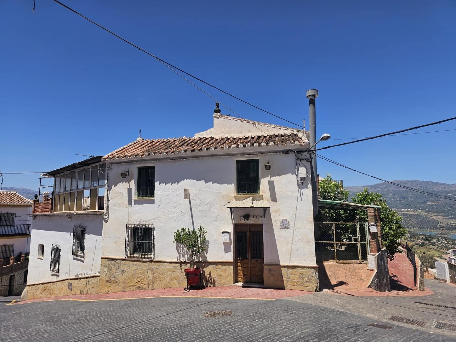 6 bedroom Townhouse for sale in Los Romanes - € 180,000 (Ref: 9494564)