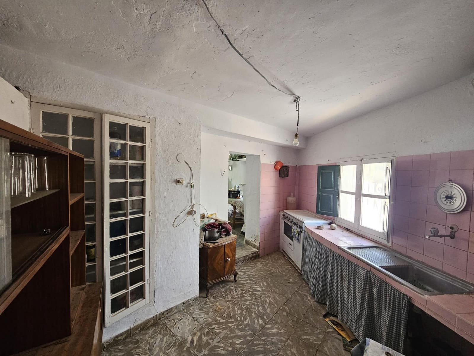 6 bedroom Townhouse for sale in Los Romanes - € 180,000 (Ref: 9494564)