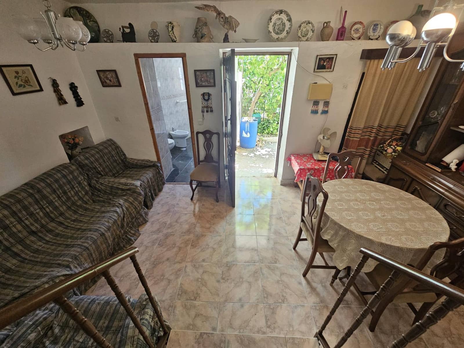 6 bedroom Townhouse for sale in Los Romanes - € 180,000 (Ref: 9494564)