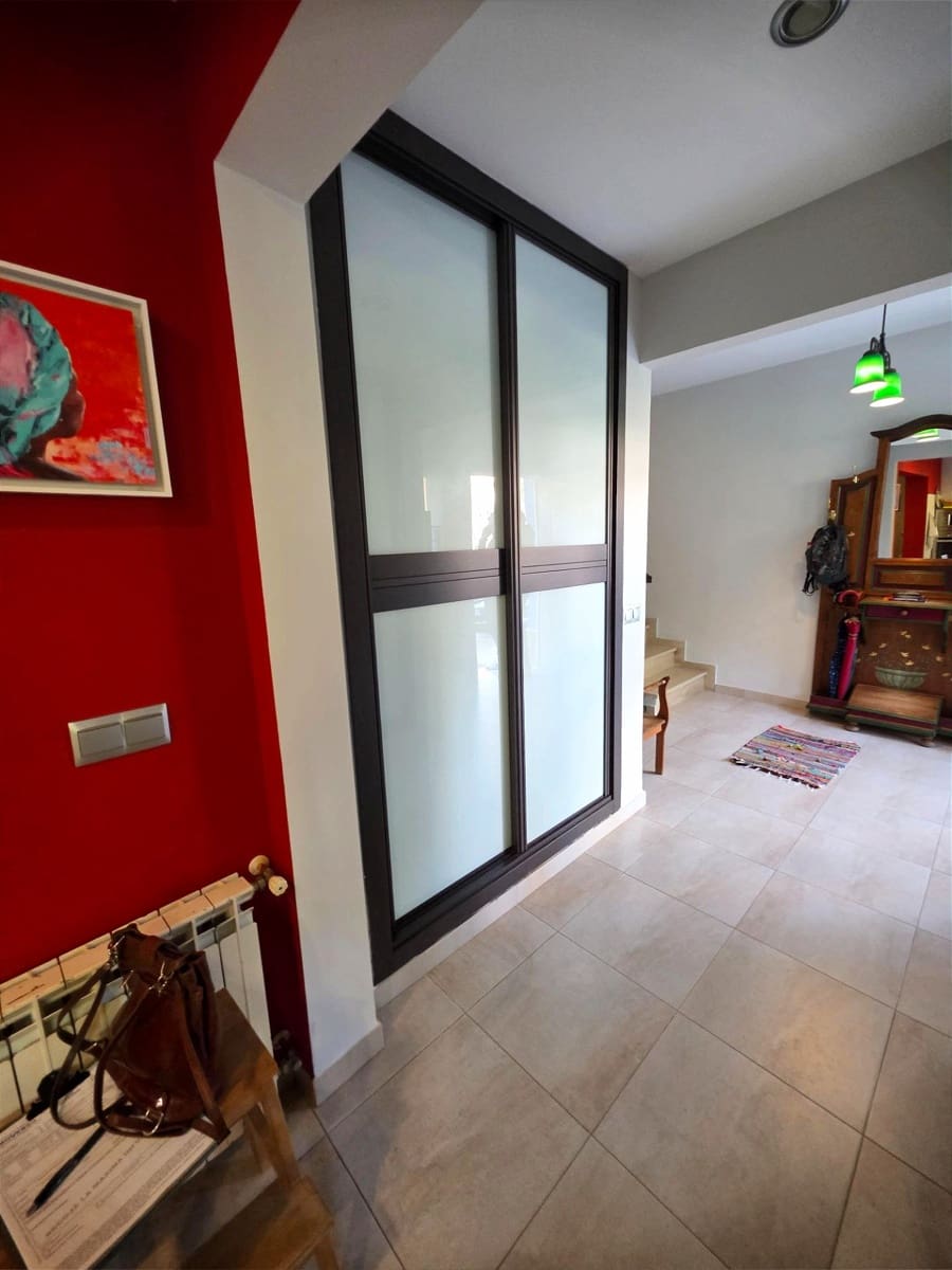 4 quarto Moradia para venda em Malaga cidade com garagem - 514 000 € (Ref: 9516061)
