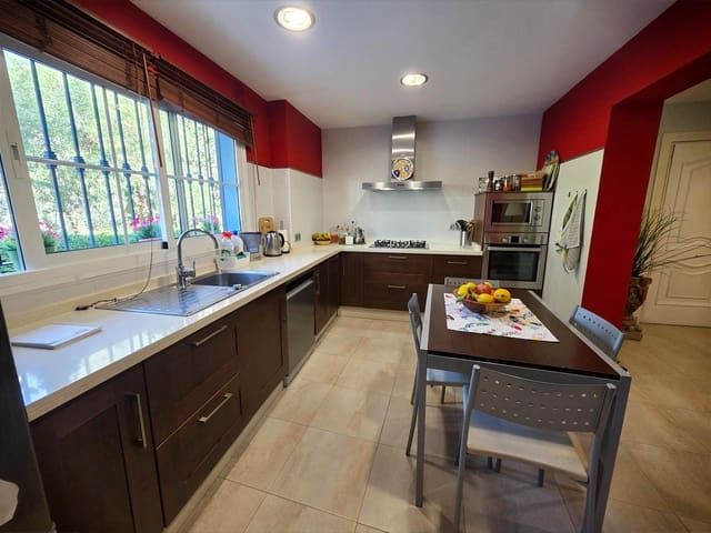 4 quarto Moradia para venda em La Mosca, Málaga cidade com garagem - 514 000 € (Ref: 9516061)