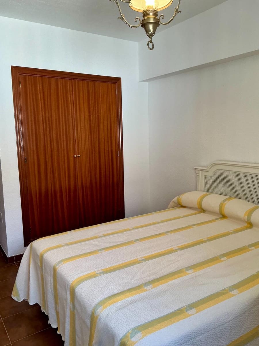 4 sypialnia Willa do wynajęcia w Rincon de la Victoria z garażem - 2 000 € (Ref: 9530471)