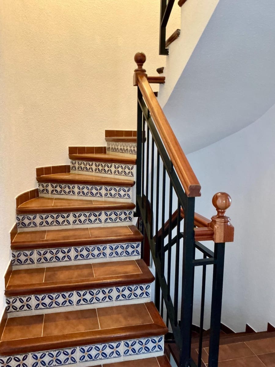 4 sypialnia Willa do wynajęcia w Rincon de la Victoria z garażem - 2 000 € (Ref: 9530471)