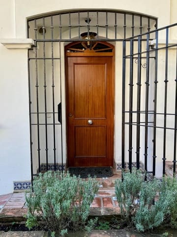 4 sypialnia Willa do wynajęcia w Rincón de la Victoria z garażem - 2 000 € (Ref: 9530471)