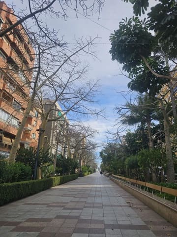 Piso de 3 habitaciones en Torre del Mar, Vélez-Málaga en venta - 188.000 € (Ref: 9571121)