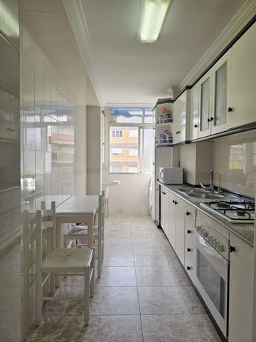 Piso de 3 habitaciones en Torre del Mar, Vélez-Málaga en venta - 188.000 € (Ref: 9571121)