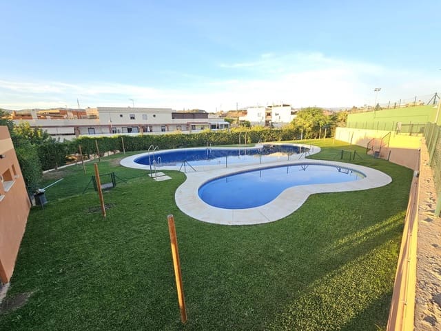 2 camera da letto Villetta a Schiera in vendita in Almayate, Vélez-Málaga con piscina - 365.000 € (Rif: 9591212)