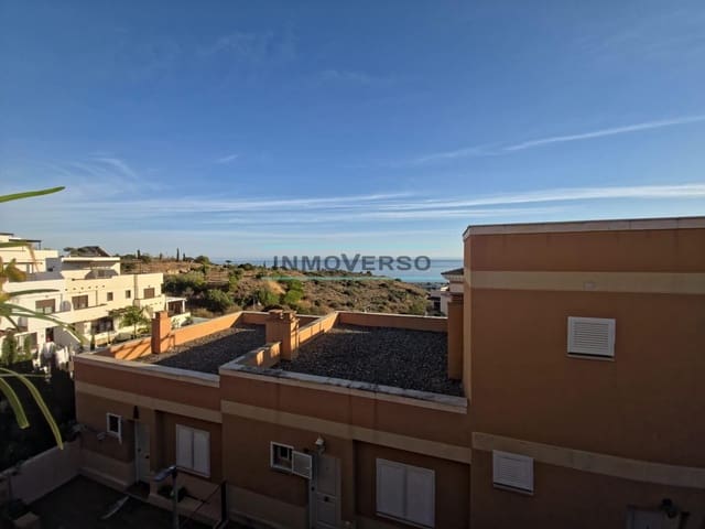2 quarto Moradia em Banda para venda em Almayate, Vélez-Málaga com piscina - 365 000 € (Ref: 9591212)