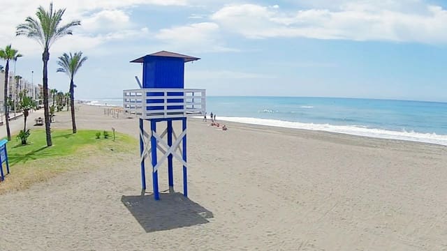 Ático de 3 habitaciones en Torre de Benagalbon, Rincón de la Victoria en venta con piscina garaje - 380.000 € (Ref: 9611491)