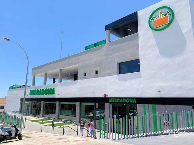 Ático de 3 habitaciones en Torre de Benagalbon, Rincón de la Victoria en venta con piscina garaje - 380.000 € (Ref: 9611491)