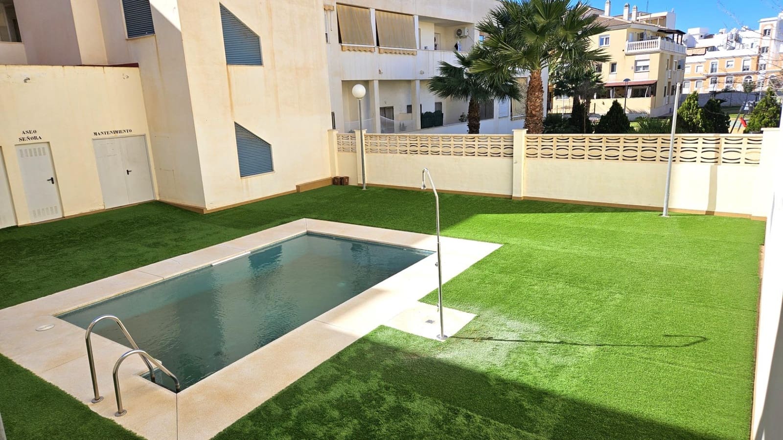 Ático de 3 habitaciones en Torre de Benagalbon en venta con piscina garaje - 380.000 € (Ref: 9611491)