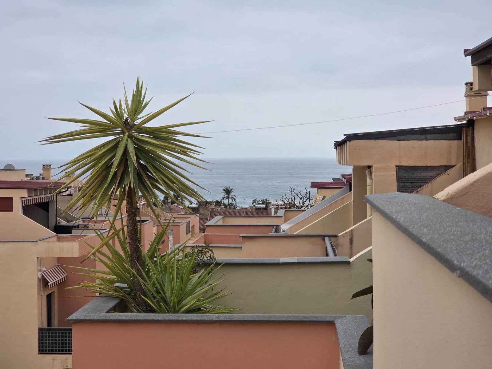 4 camera da letto Villetta a Schiera in vendita in Chilches con garage - 425.000 € (Rif: 9639478)