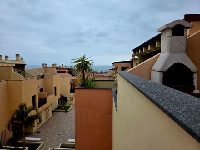 4 bedroom Terraced Villa for sale in Chilches, Vélez-Málaga with garage - € 425,000 (Ref: 9639478)