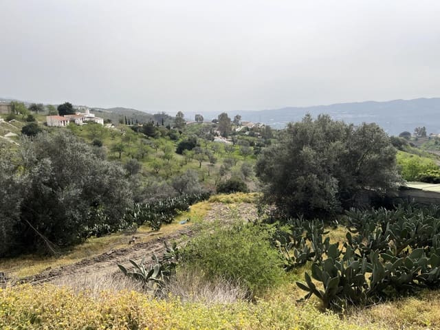 Teren niezagospodarowany na sprzedaż w Vélez-Málaga - 135 000 € (Ref: 9666449)