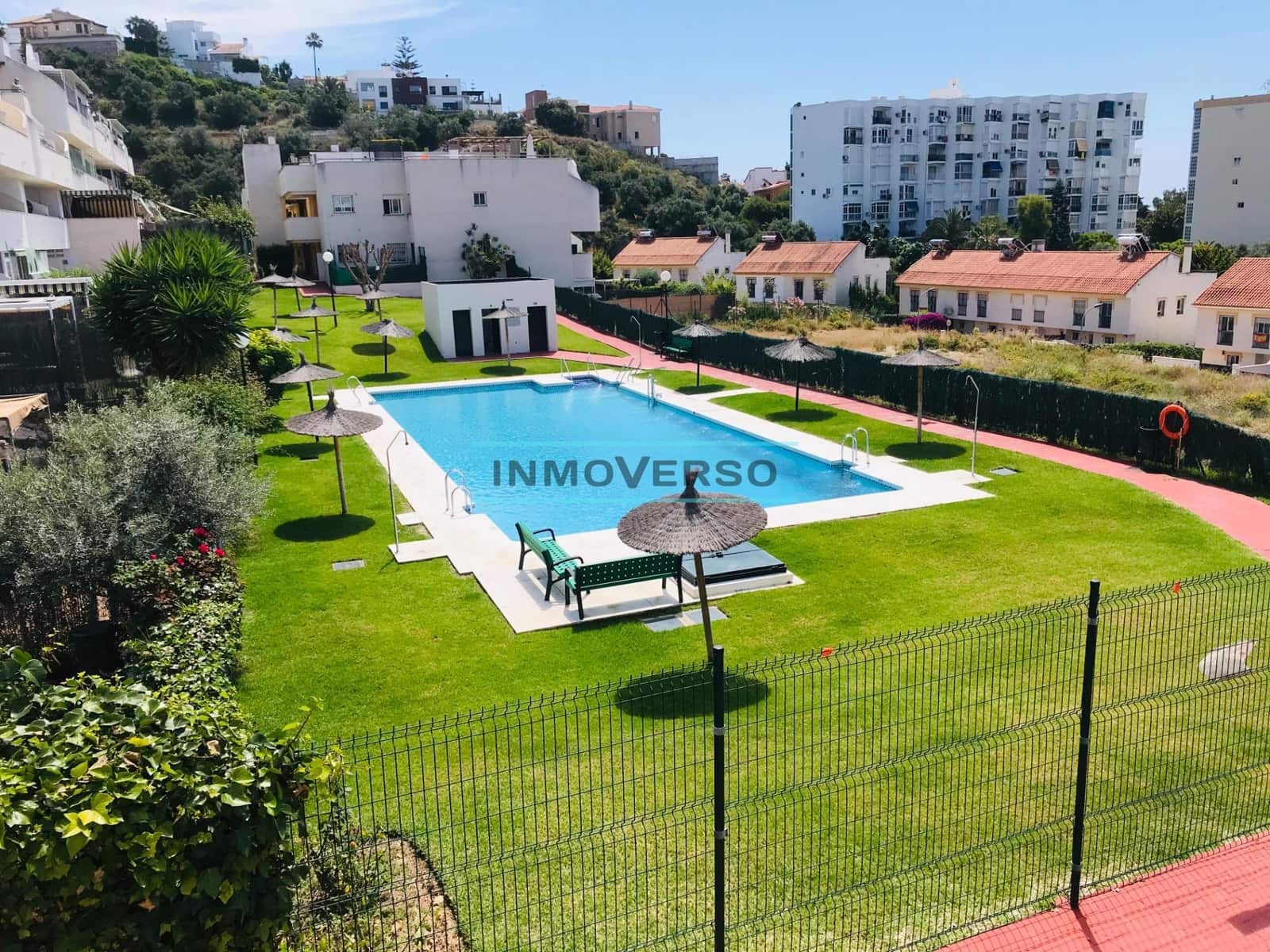 Ático de 3 habitaciones en La Cala del Moral en venta con piscina garaje - 442.000 € (Ref: 9674164)