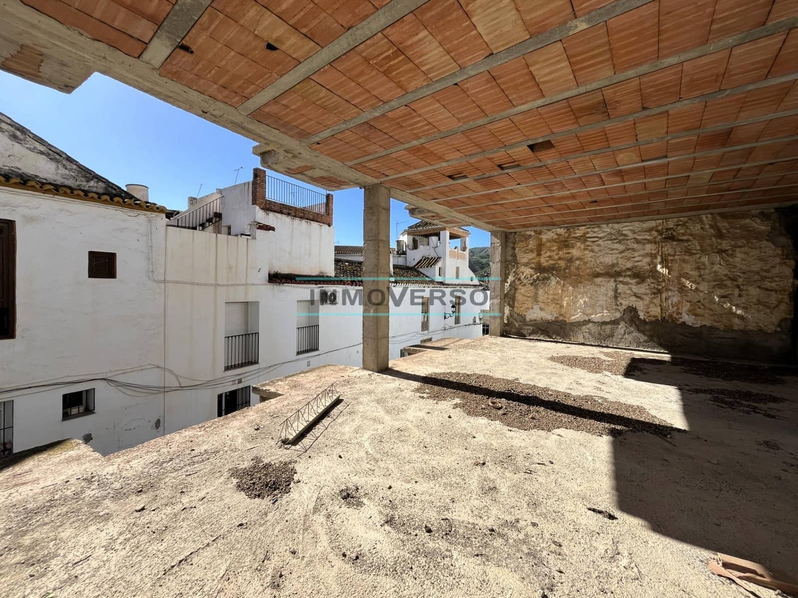 Apartment for sale in Benamargosa with garage - € 99,900 (Ref: 9679815)