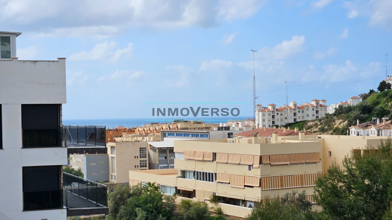 2 Zimmer Penthouse zu verkaufen in Rincon de la Victoria mit Pool Garage - 440.000 € (Ref: 9729314)