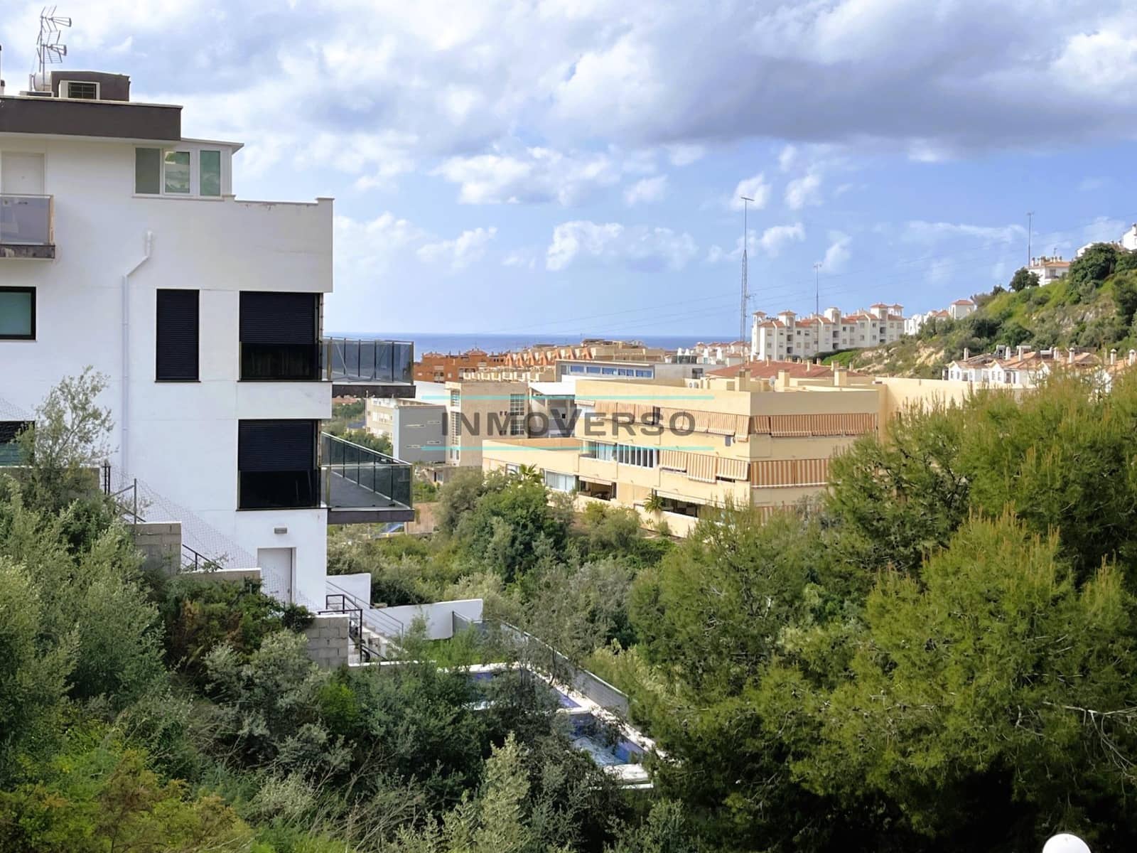 2 Zimmer Penthouse zu verkaufen in Rincon de la Victoria mit Pool Garage - 440.000 € (Ref: 9729314)