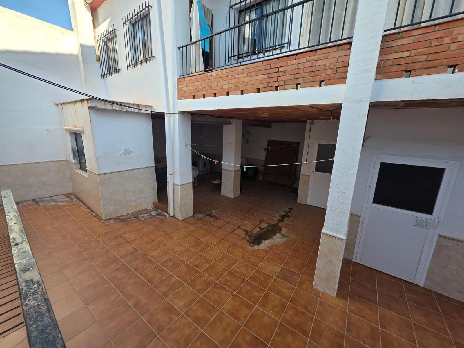 6 bedroom Finca/Country House for sale in Benamargosa - € 170,000 (Ref: 9822869)