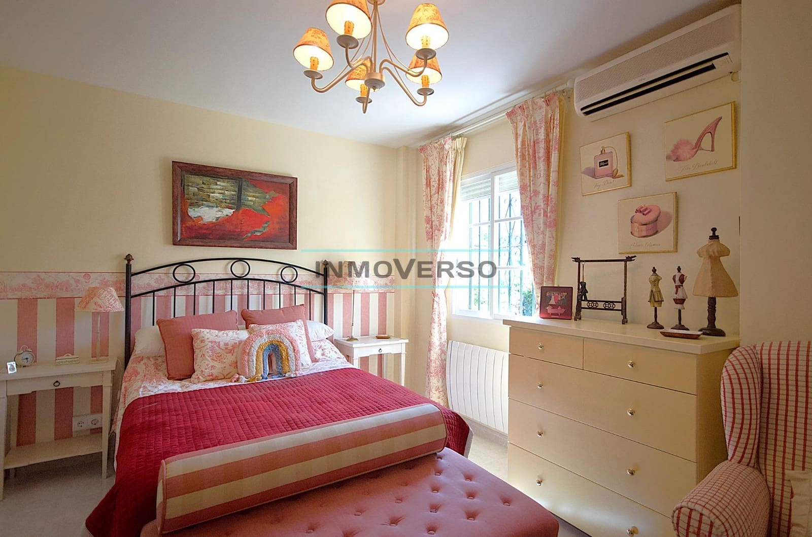 5 soverom Villa til salgs i Torre del Mar med svømmebasseng garasje - € 820 000 (Ref: 9836641)