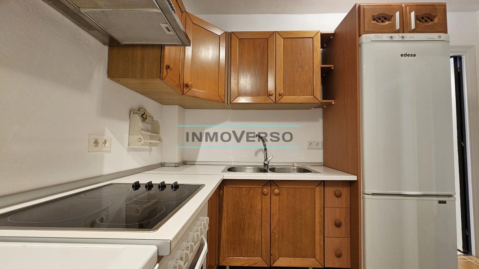5 makuuhuone Huvila myytävänä paikassa Torre del Mar mukana uima-altaan 
autotalli - 795 000 € (Ref: 9836641)