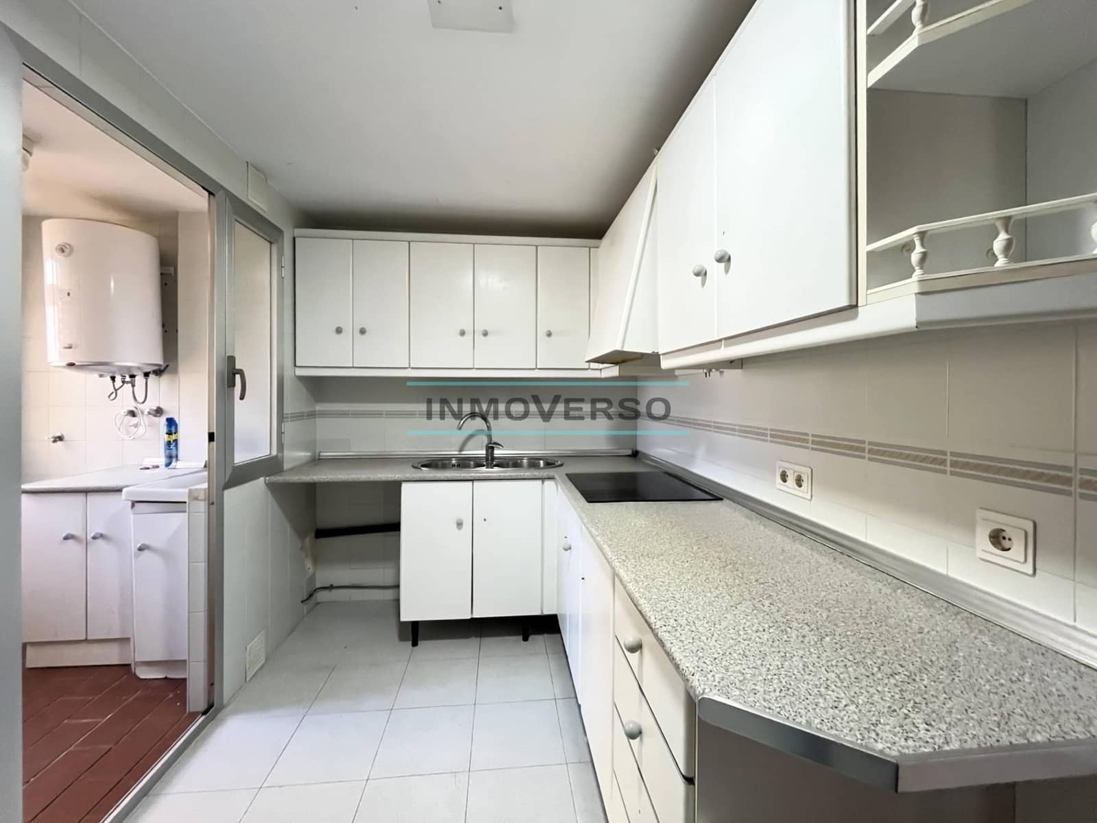 3 bedroom Flat for sale in La Cala del Moral with pool - € 375,000 (Ref: 9907523)