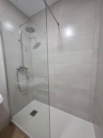 Adosado de 4 habitaciones en Chilches, Vélez-Málaga en alquiler con piscina garaje - 1.300 € (Ref: 9922269)